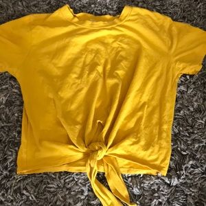 Cute top would not in front